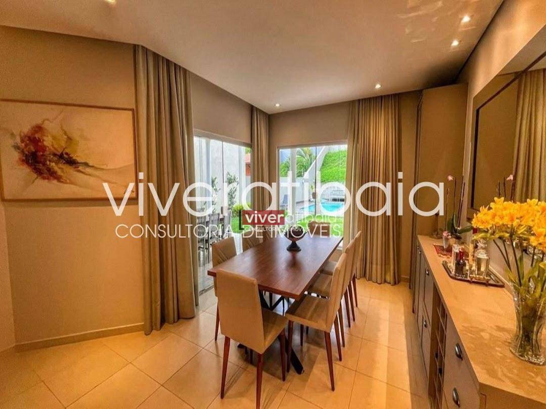 Casa à venda com 3 quartos, 240m² - Foto 4