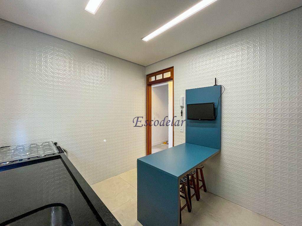 Casa à venda com 3 quartos, 250m² - Foto 7