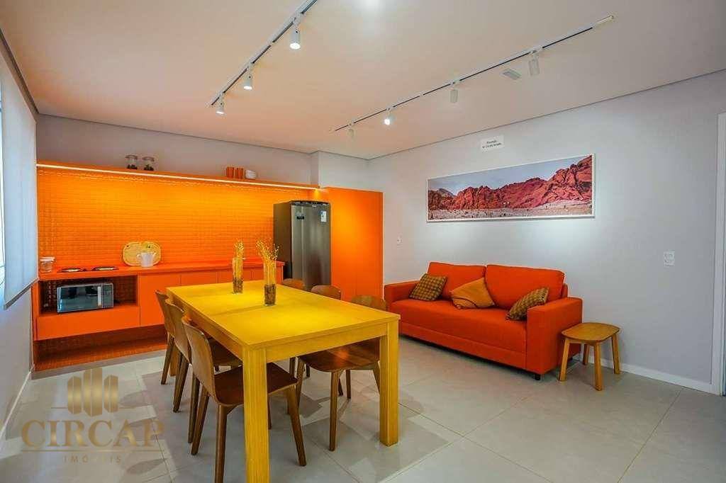 Apartamento à venda com 2 quartos, 33m² - Foto 20