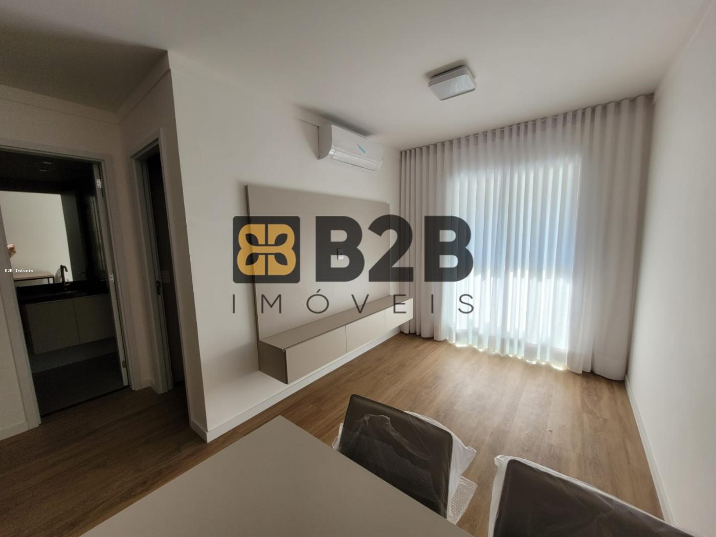 Apartamento à venda com 1 quarto, 35m² - Foto 4