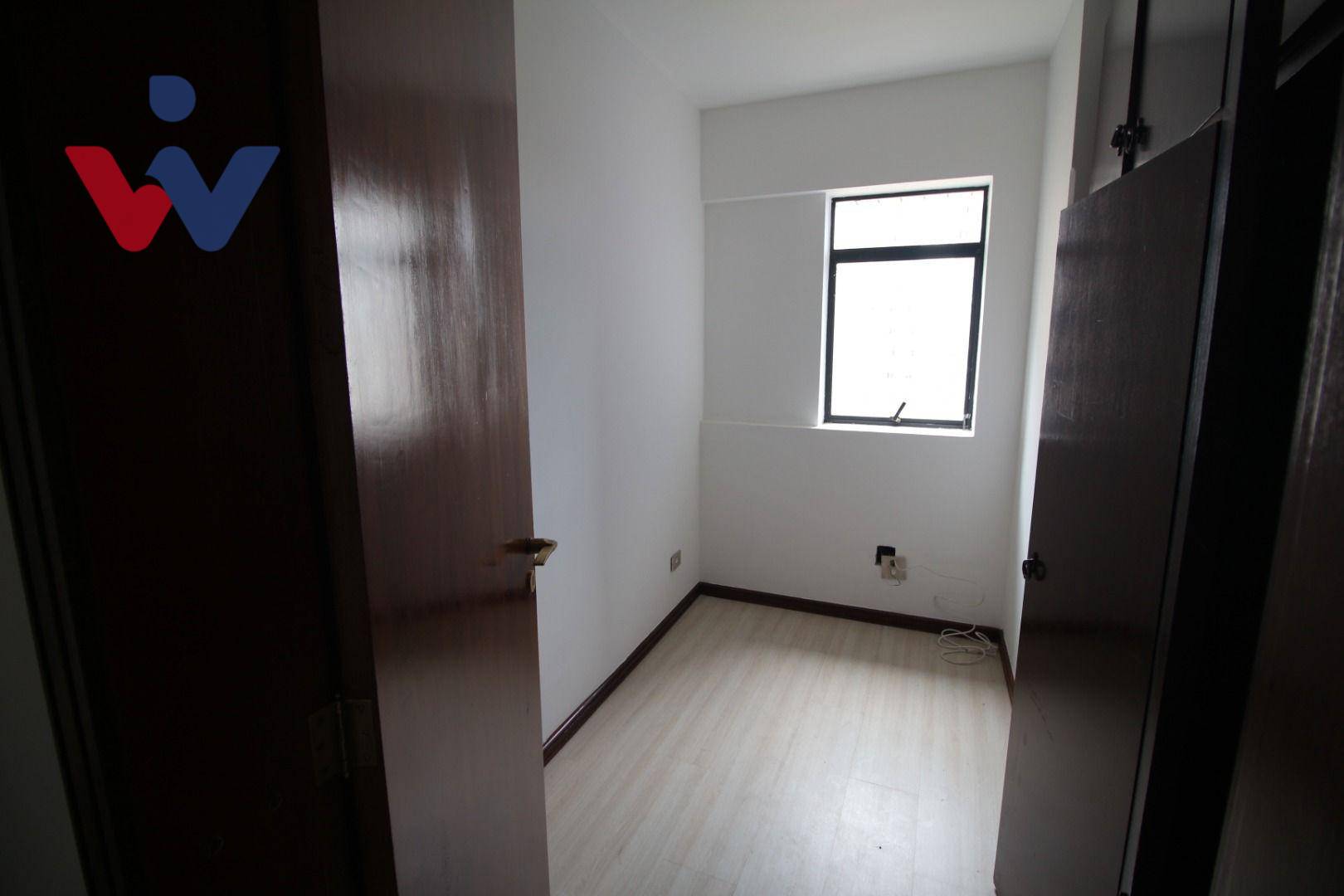 Apartamento à venda com 4 quartos, 106m² - Foto 18