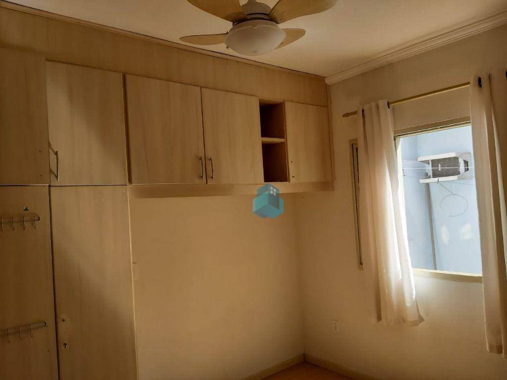 Casa à venda com 3 quartos, 250m² - Foto 8