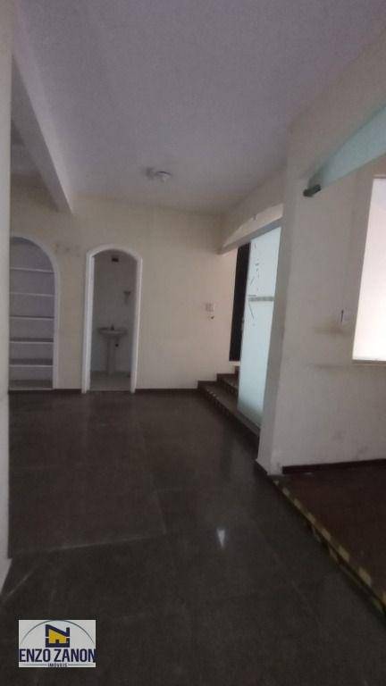 Sobrado para alugar com 7 quartos, 298m² - Foto 15