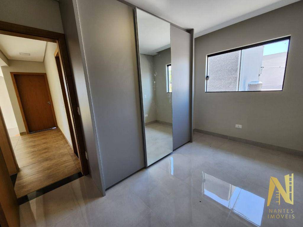 Casa de Condomínio à venda e aluguel com 3 quartos, 187m² - Foto 18