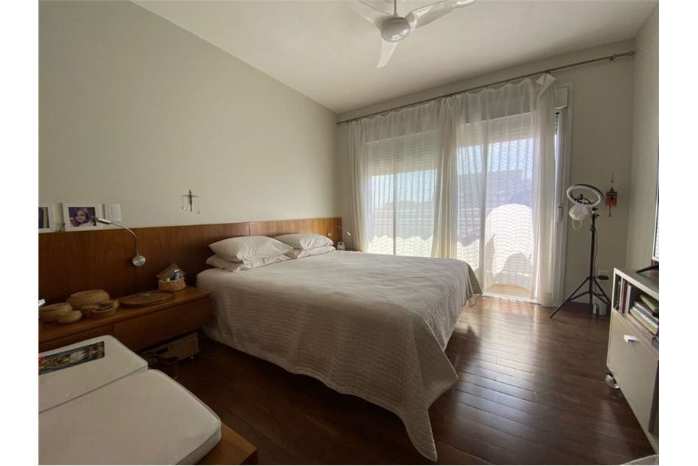 Apartamento à venda com 3 quartos, 200m² - Foto 10