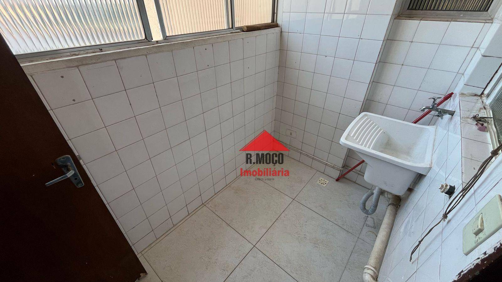 Apartamento para alugar com 3 quartos, 81m² - Foto 6