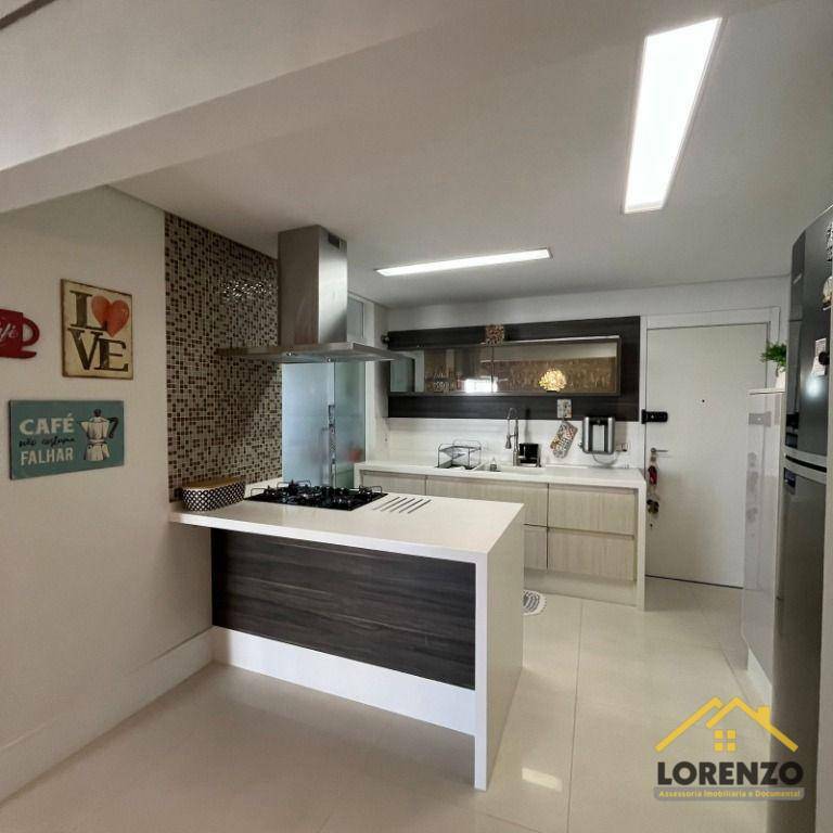 Apartamento à venda com 3 quartos, 106m² - Foto 5