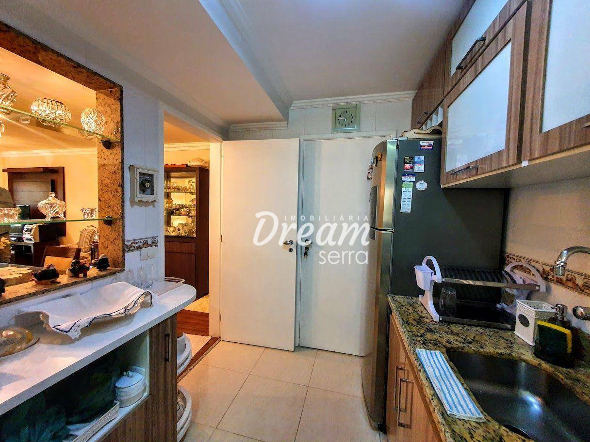 Apartamento à venda com 3 quartos, 93m² - Foto 13