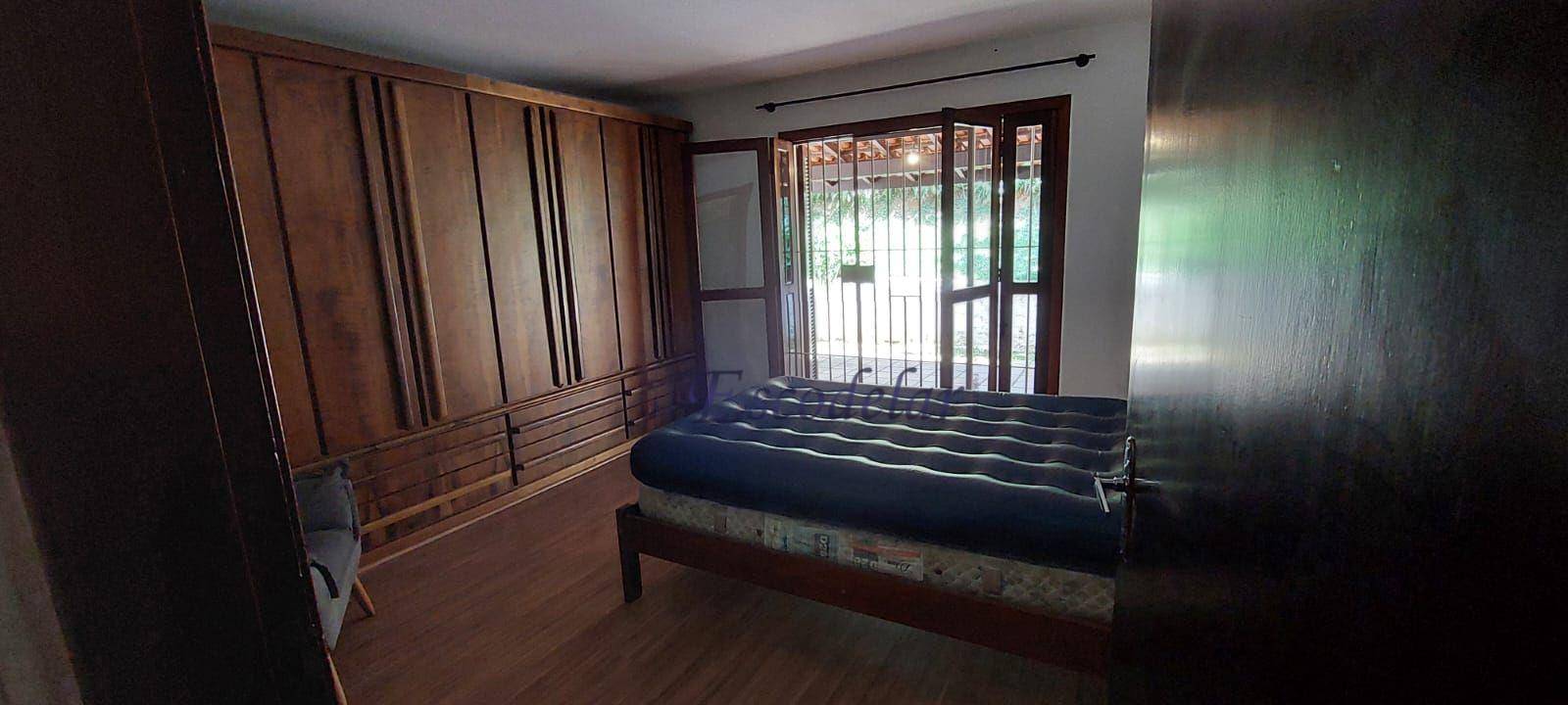 Casa à venda com 3 quartos, 400m² - Foto 12