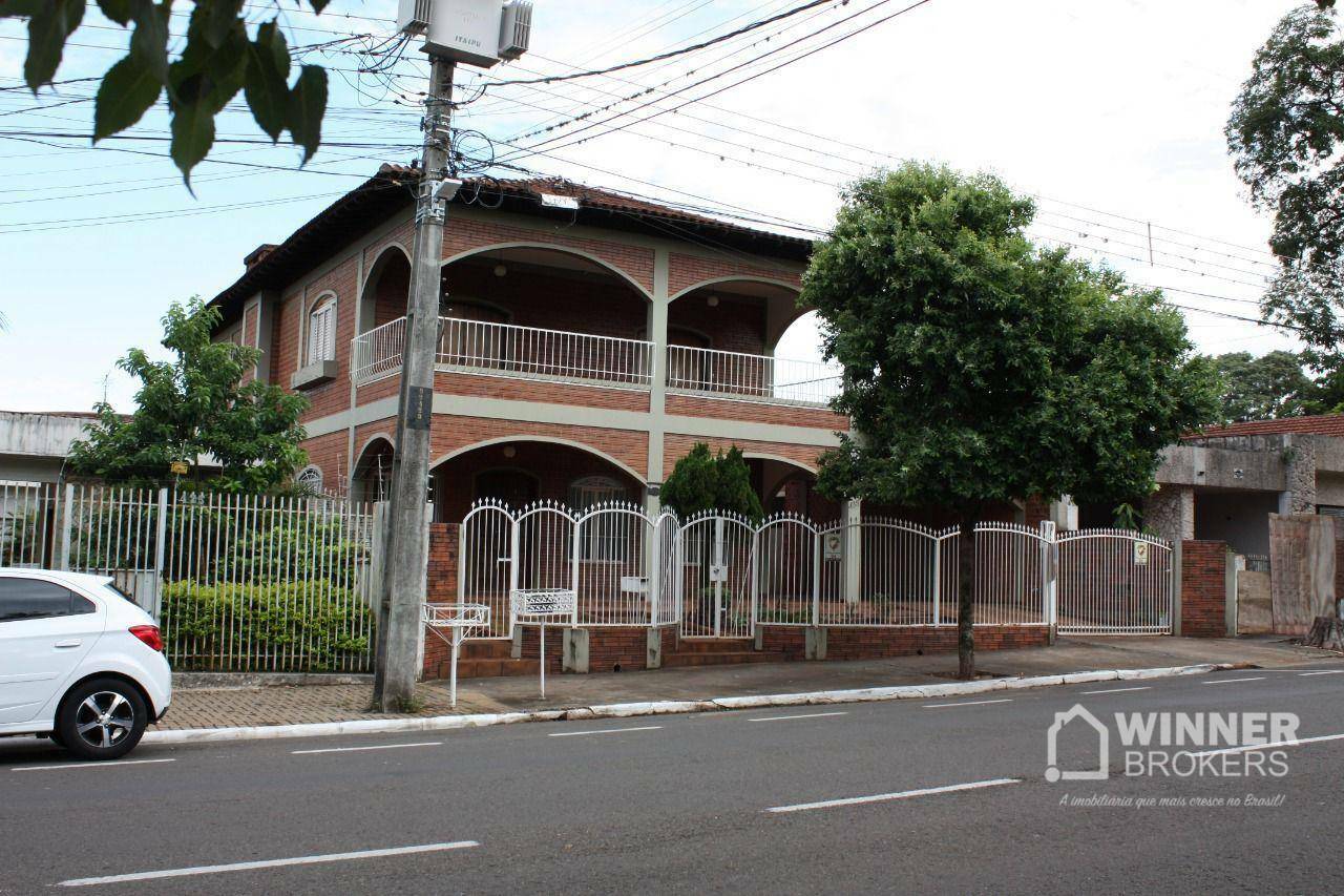 Sobrado à venda com 6 quartos, 480m² - Foto 2