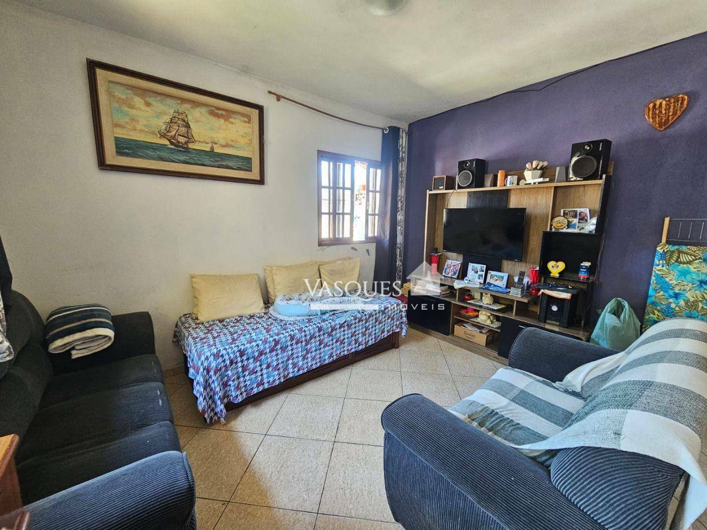 Casa à venda com 3 quartos, 120m² - Foto 2