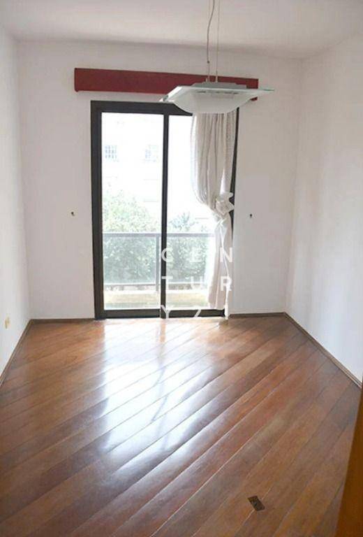 Apartamento à venda com 3 quartos, 195m² - Foto 12