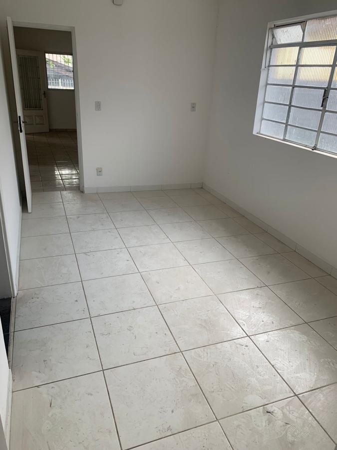 Casa à venda com 3 quartos, 200m² - Foto 10