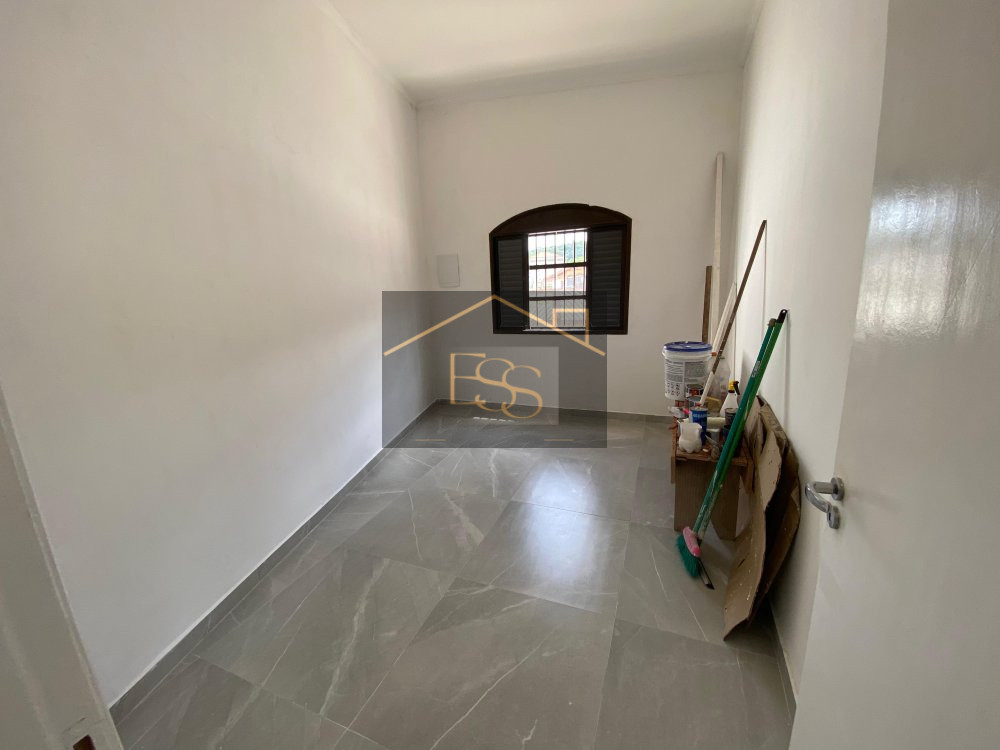 Casa à venda com 2 quartos, 68m² - Foto 10