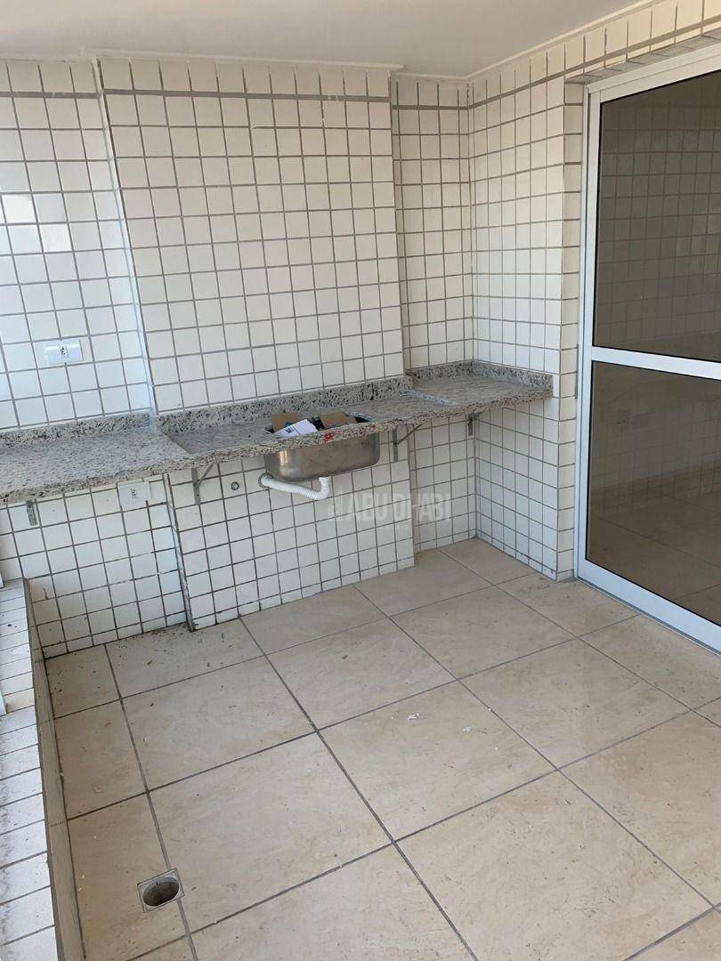 Apartamento à venda com 2 quartos, 80m² - Foto 3