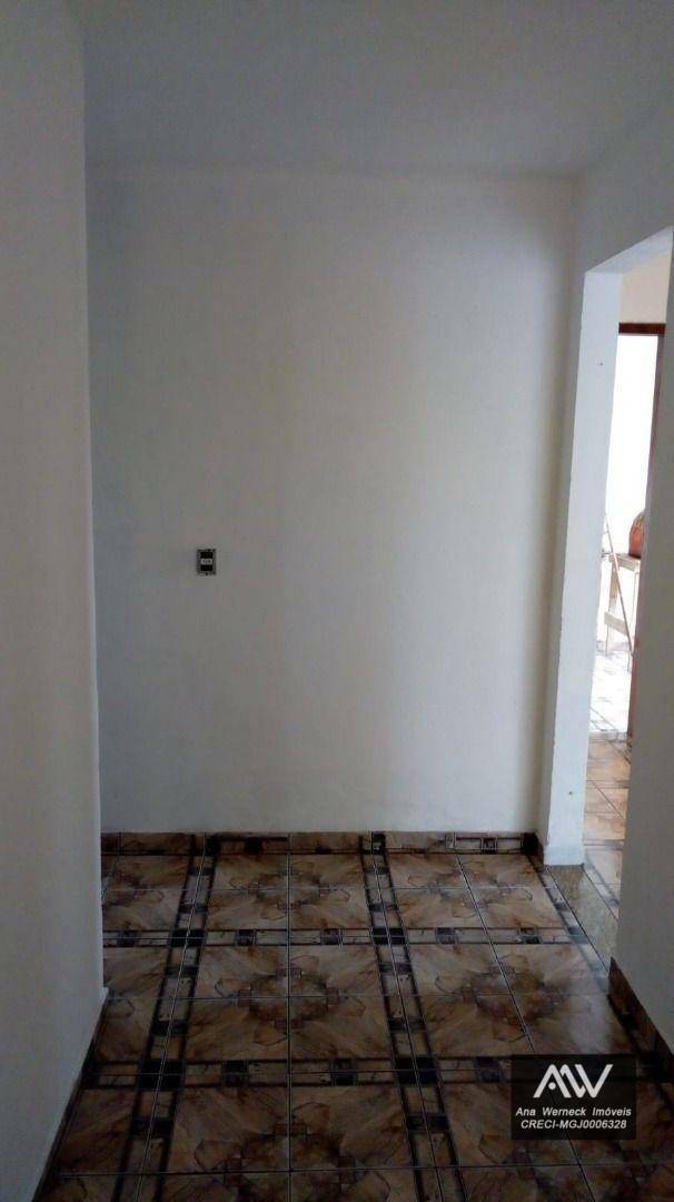 Casa à venda com 2 quartos, 80m² - Foto 6