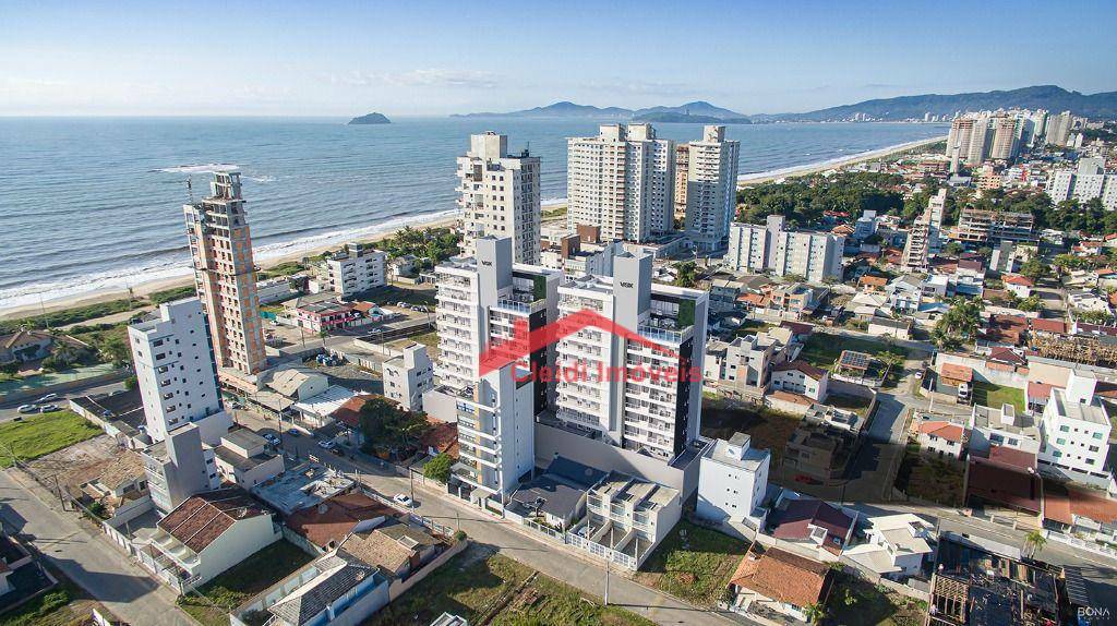 Apartamento à venda com 3 quartos, 96m² - Foto 3