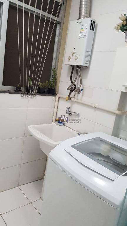 Apartamento à venda com 3 quartos, 56m² - Foto 14