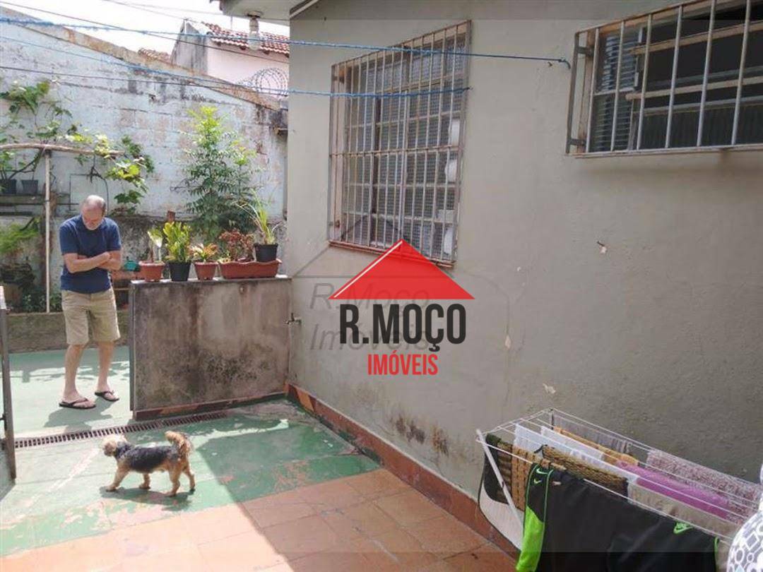 Casa à venda com 3 quartos, 300m² - Foto 35