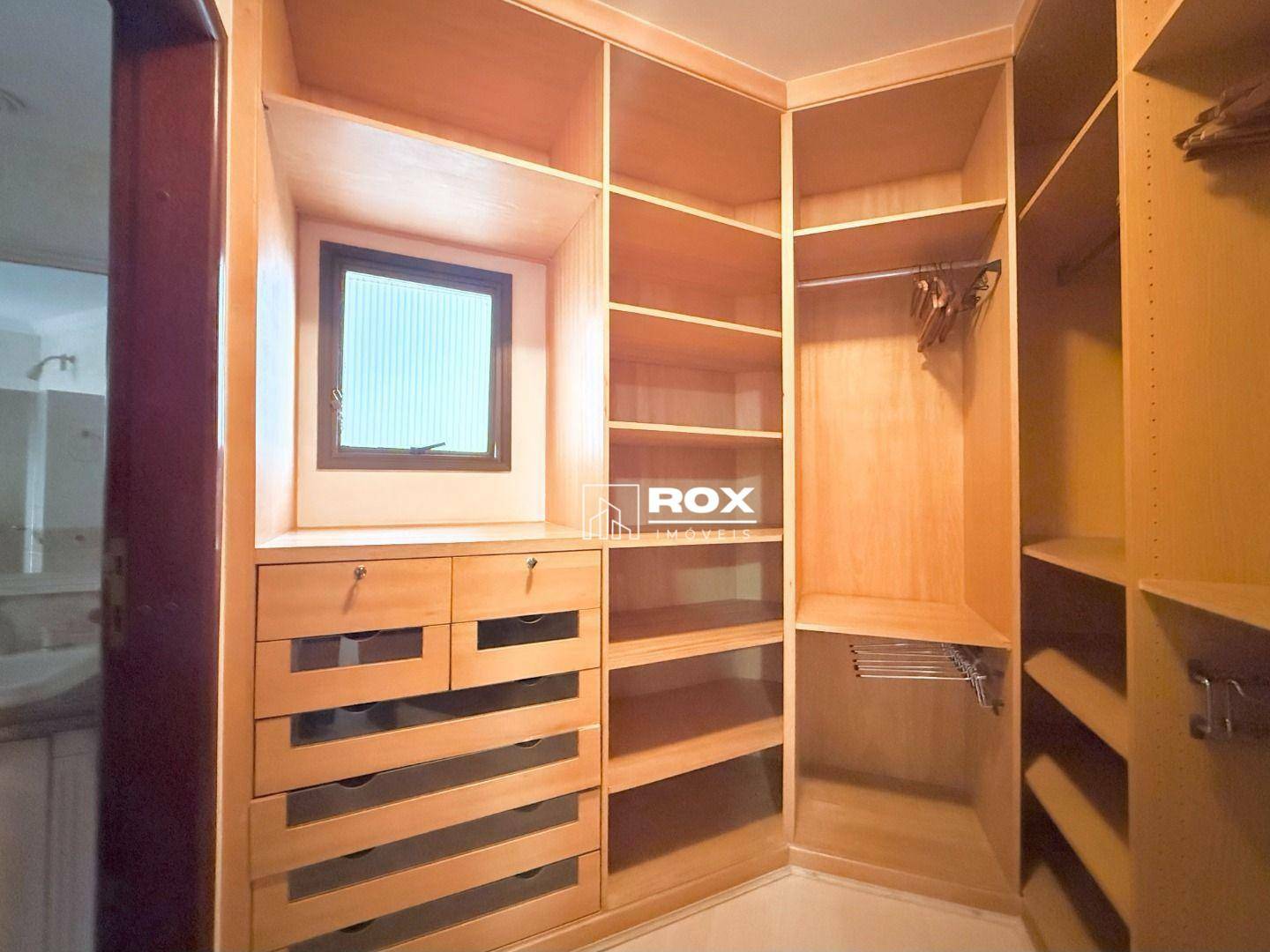 Apartamento para alugar com 3 quartos, 178m² - Foto 38