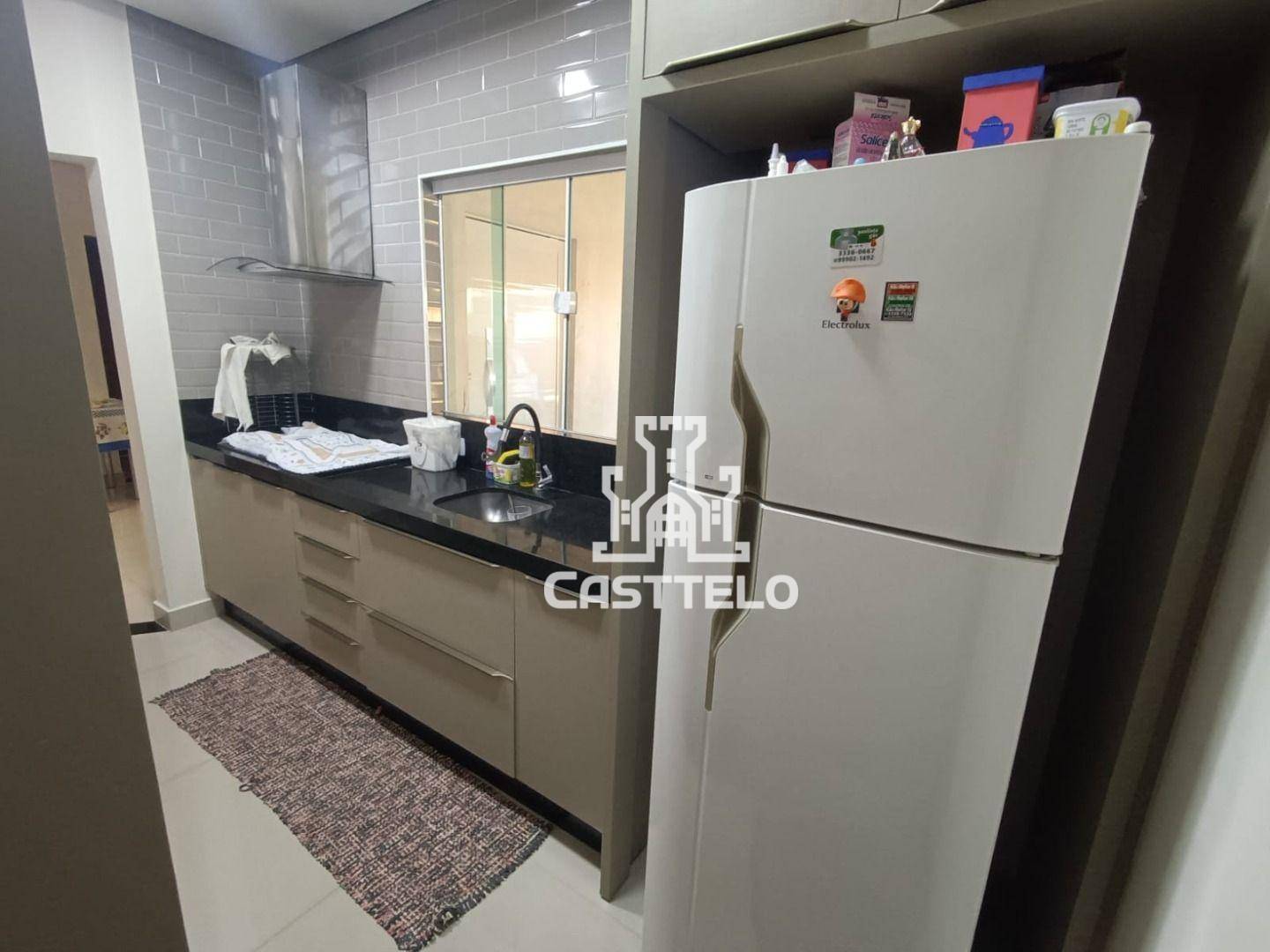 Casa à venda com 3 quartos, 134m² - Foto 13