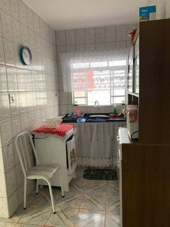 Casa, 3 quartos, 210 m² - Foto 3