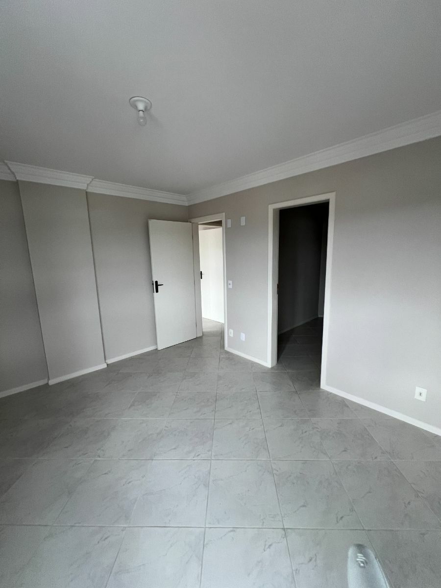 Apartamento à venda com 3 quartos, 136m² - Foto 31