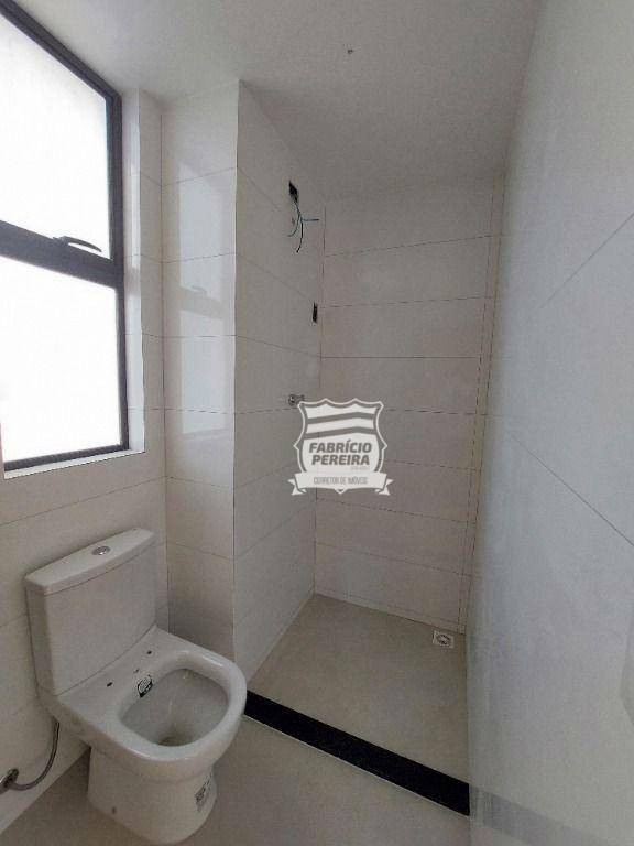 Apartamento à venda com 4 quartos, 134m² - Foto 32