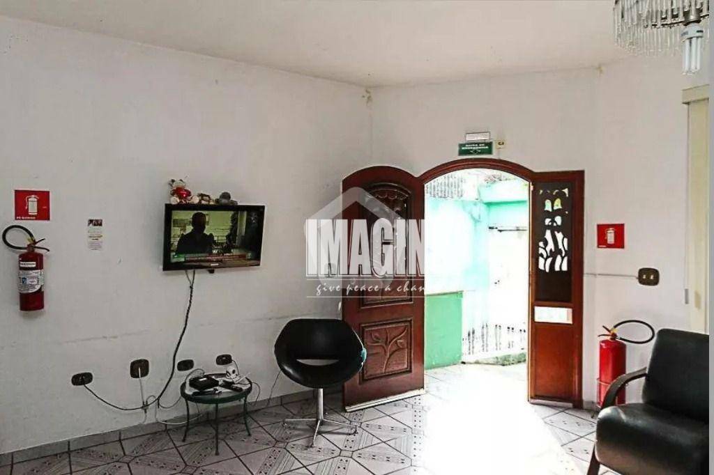 Casa à venda com 4 quartos, 500m² - Foto 1