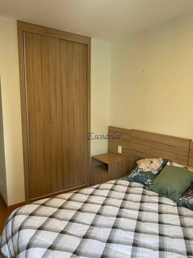 Apartamento à venda com 2 quartos, 80m² - Foto 17