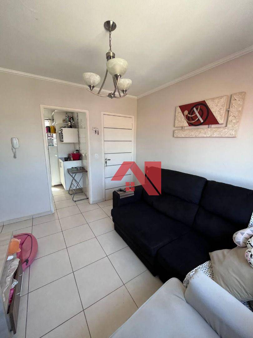 Apartamento à venda com 2 quartos, 45m² - Foto 2