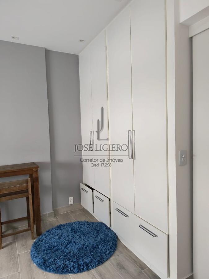 Apartamento à venda com 2 quartos, 75m² - Foto 12