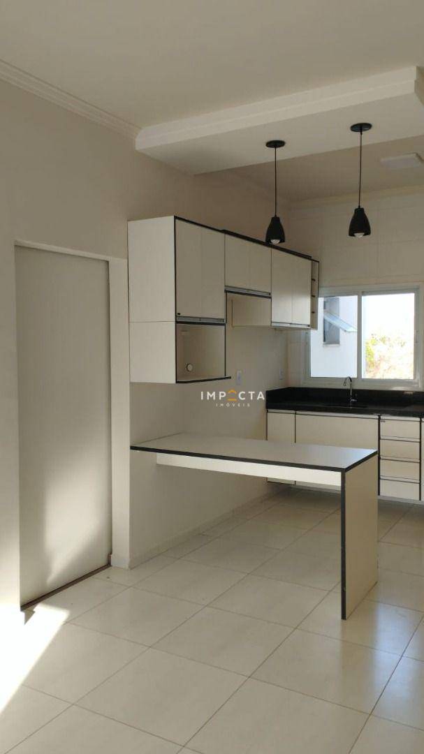 Apartamento para alugar com 3 quartos, 70m² - Foto 3