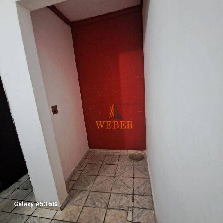 Sobrado à venda com 3 quartos, 240m² - Foto 41