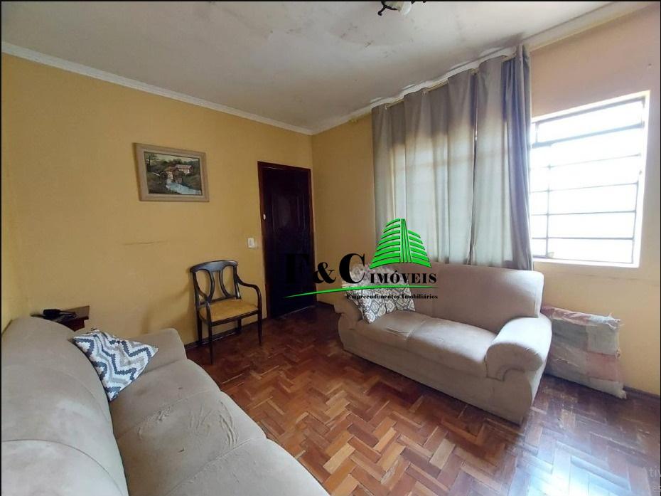 Casa à venda com 3 quartos, 250m² - Foto 14