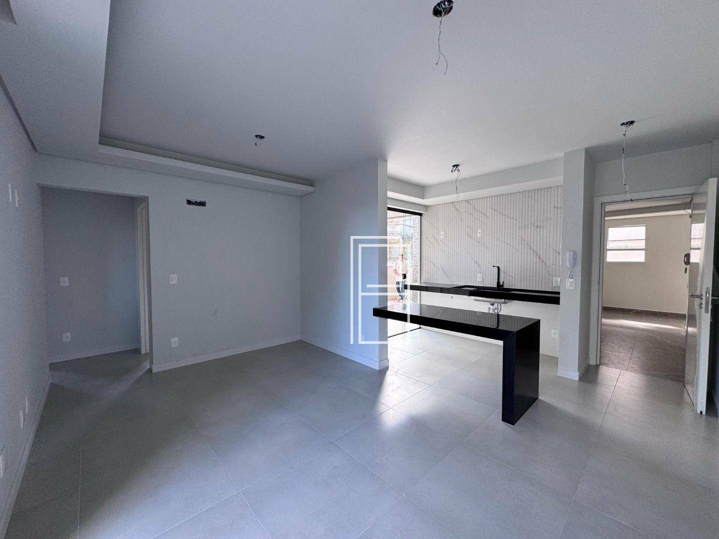 Apartamento à venda com 3 quartos, 66m² - Foto 4