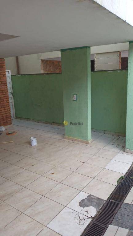 Sobrado à venda com 3 quartos, 260m² - Foto 29