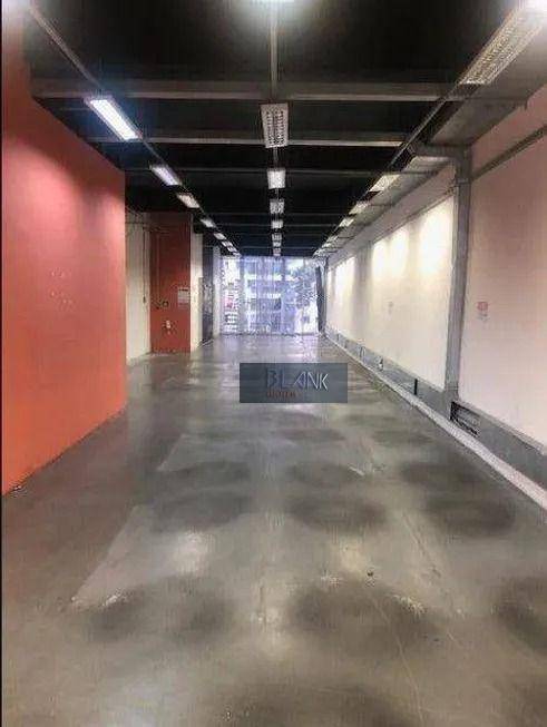 Prédio Inteiro para alugar, 600m² - Foto 2