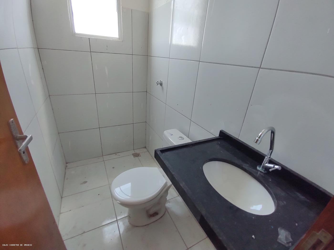 Casa à venda com 2 quartos, 144m² - Foto 2