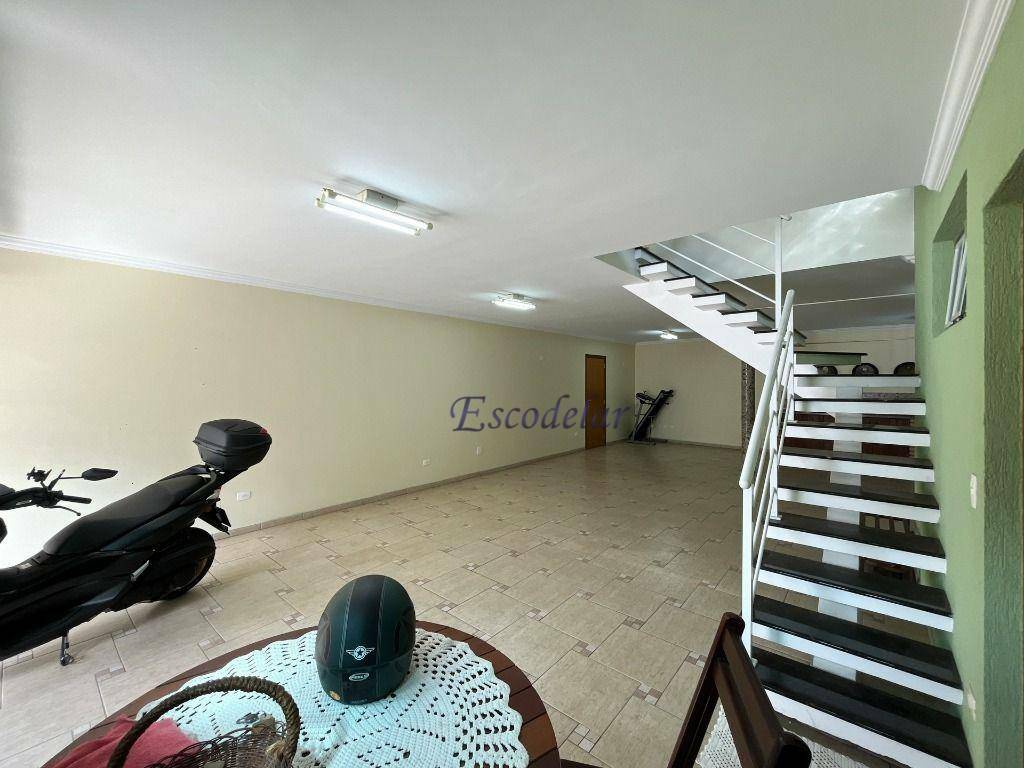 Sobrado à venda com 3 quartos, 223m² - Foto 9