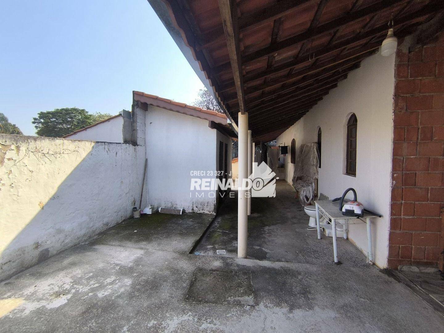 Casa à venda com 3 quartos, 216m² - Foto 25