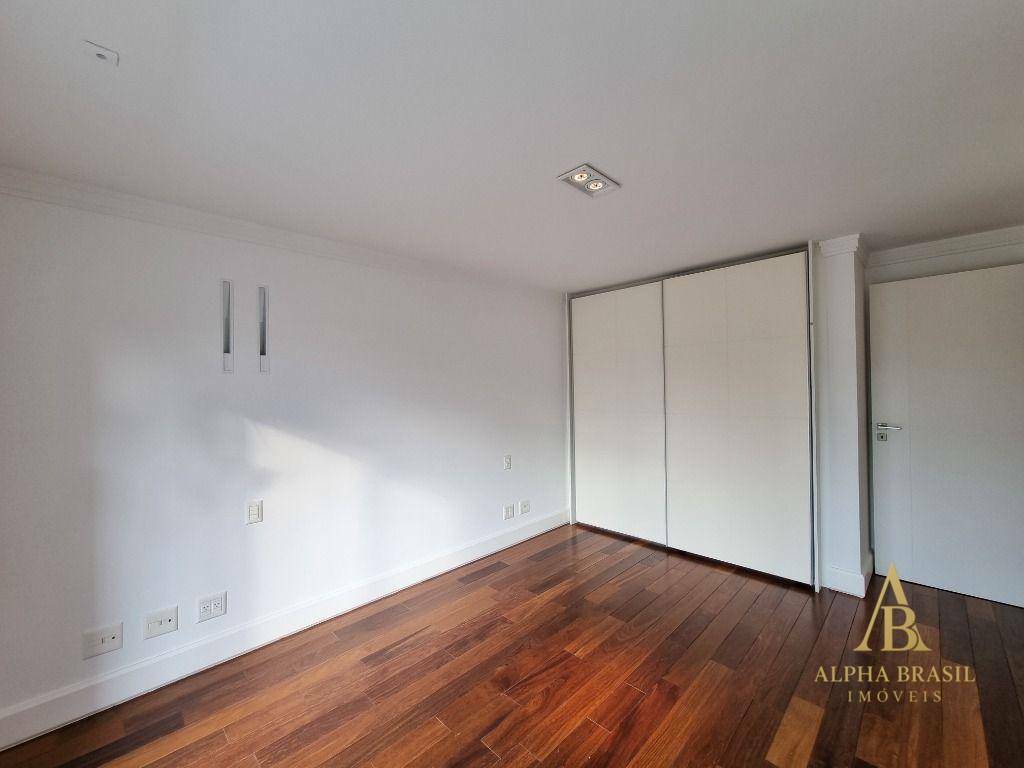Casa de Condomínio à venda com 3 quartos, 475m² - Foto 29