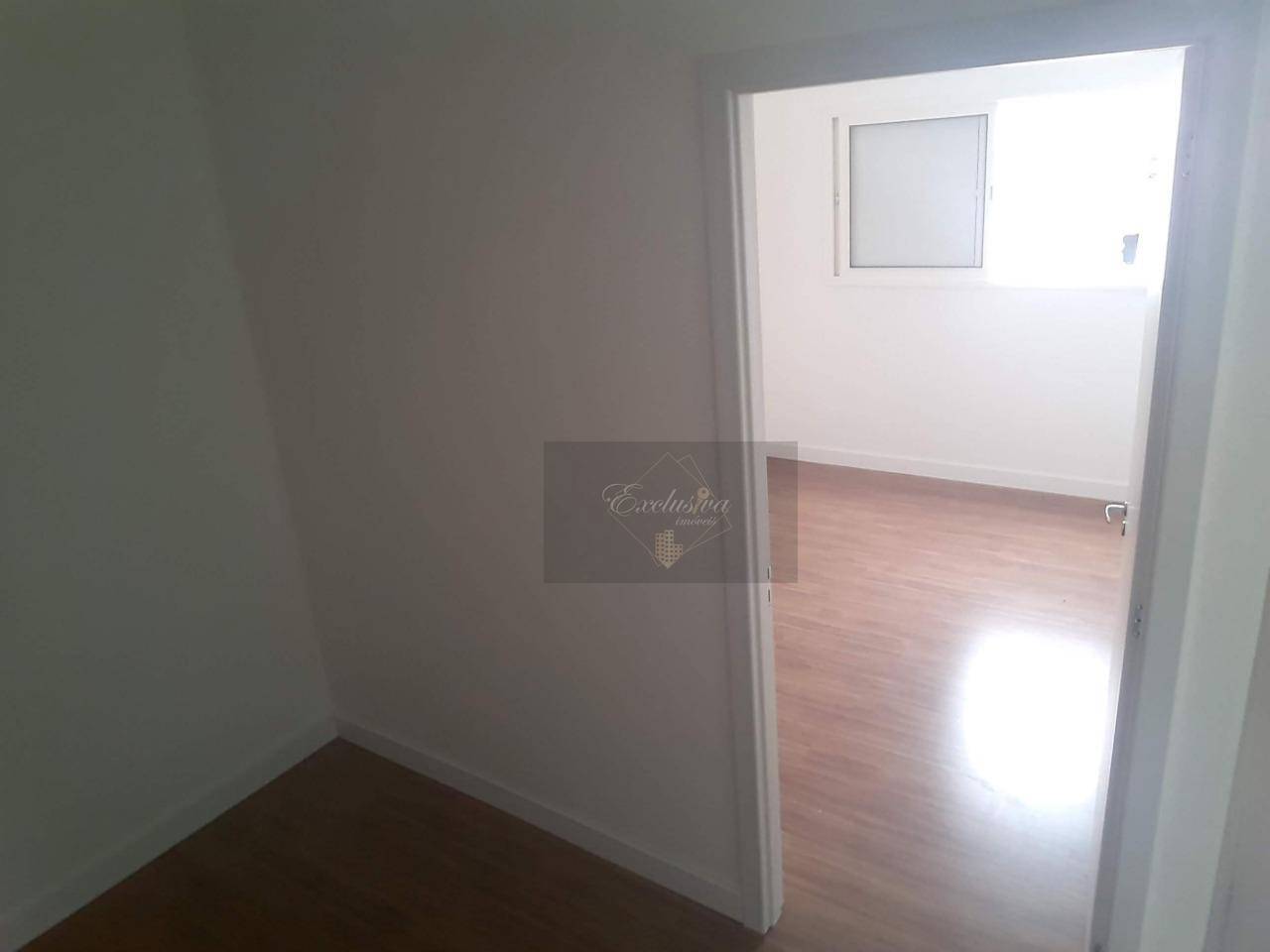 Apartamento à venda com 1 quarto, 45m² - Foto 2