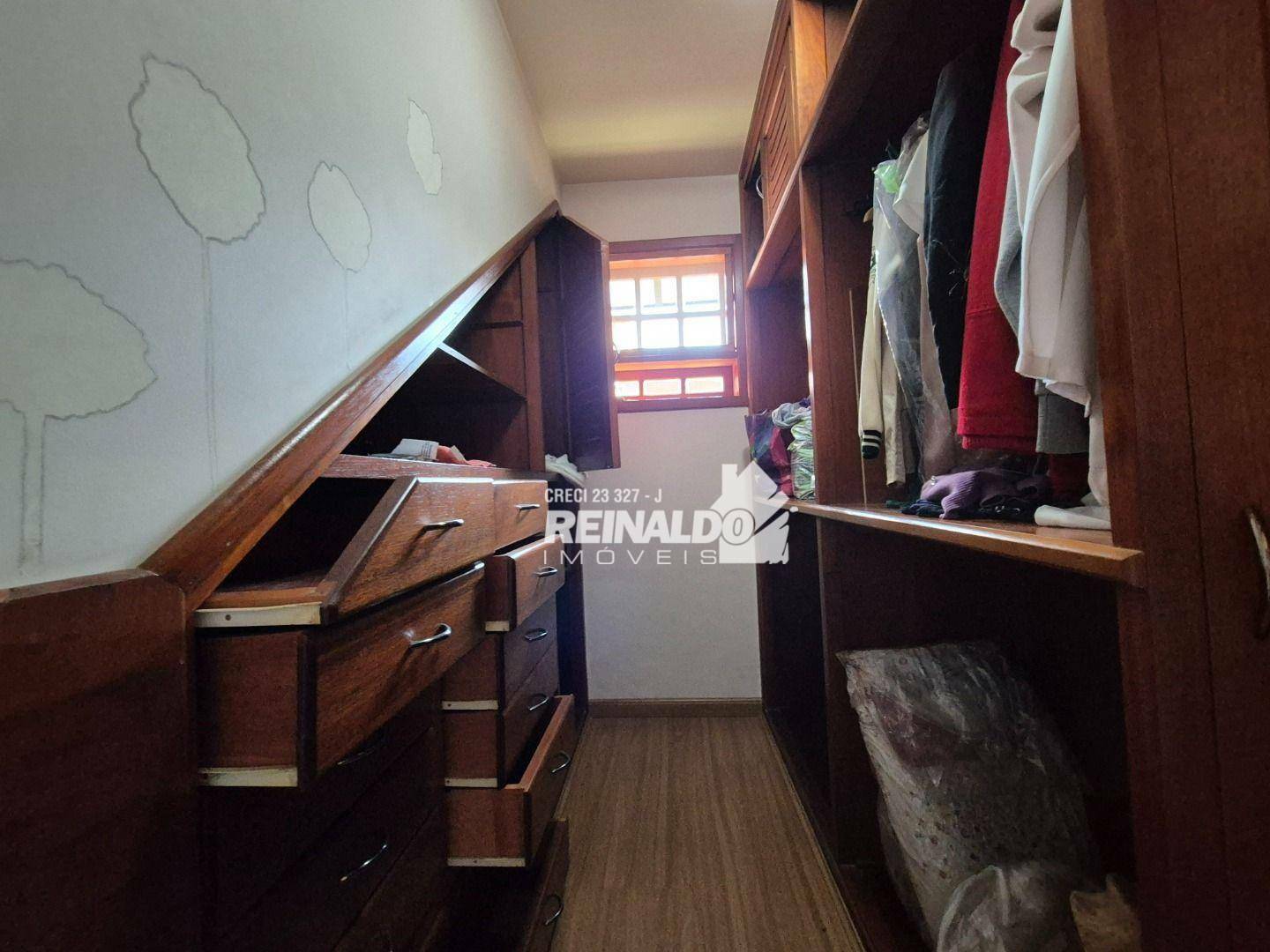 Casa de Condomínio à venda com 3 quartos, 274m² - Foto 9