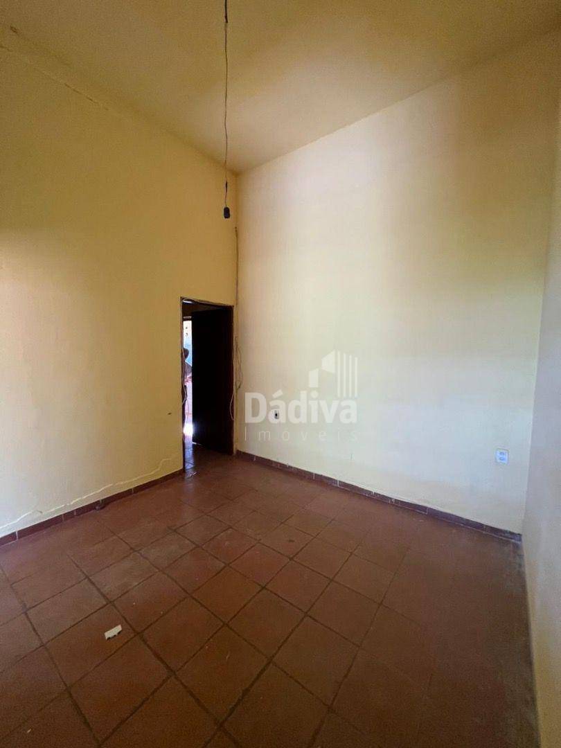 Casa para alugar com 2 quartos, 50M2 - Foto 13