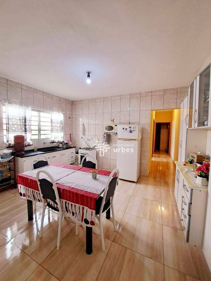 Casa à venda com 2 quartos, 90m² - Foto 5