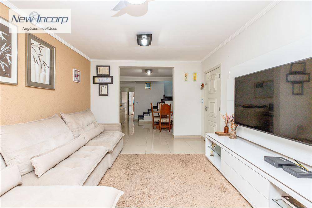 Sobrado à venda com 3 quartos, 260m² - Foto 1