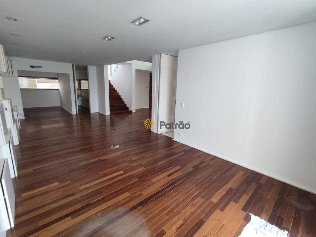 Sobrado à venda com 3 quartos, 500m² - Foto 3