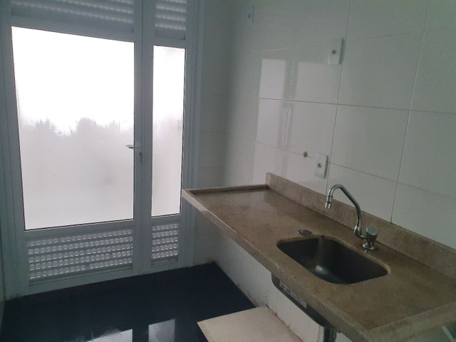 Apartamento à venda com 3 quartos, 77m² - Foto 5