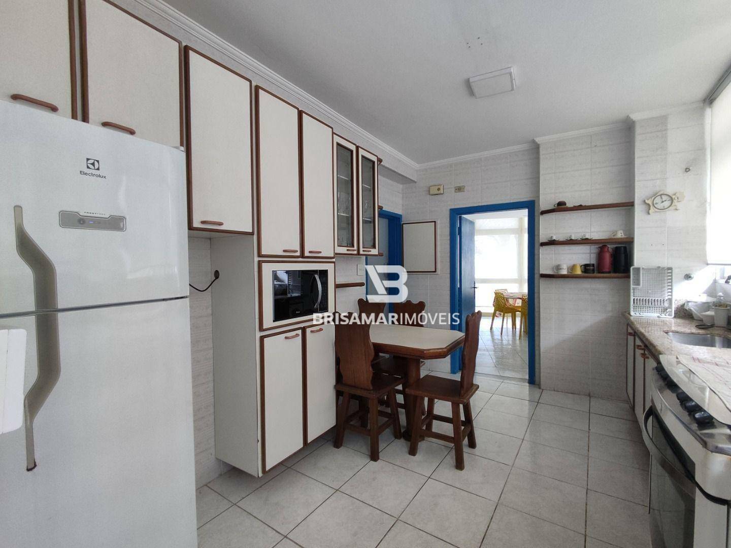 Apartamento para alugar com 3 quartos, 130m² - Foto 36